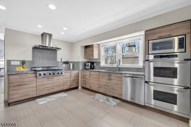 318 Daniel St, Rockaway Twp., NJ 07801