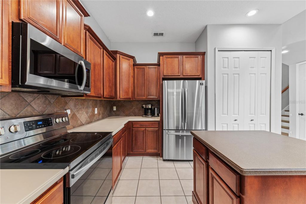 Image 21 of property listing at 4887 CAINS WREN TRAIL, Sanford, FL 32771