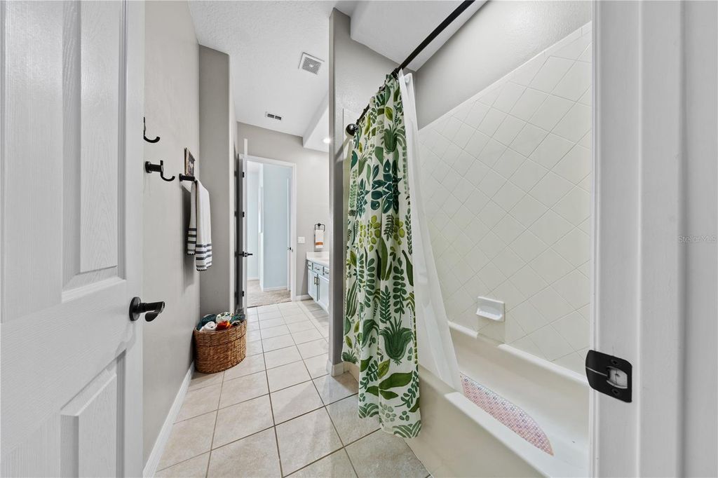 Image 44 of property listing at 4887 CAINS WREN TRAIL, Sanford, FL 32771