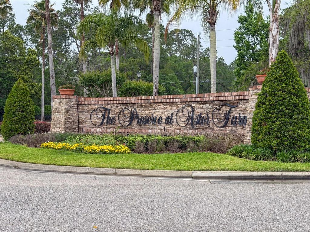 Image 60 of property listing at 4887 CAINS WREN TRAIL, Sanford, FL 32771