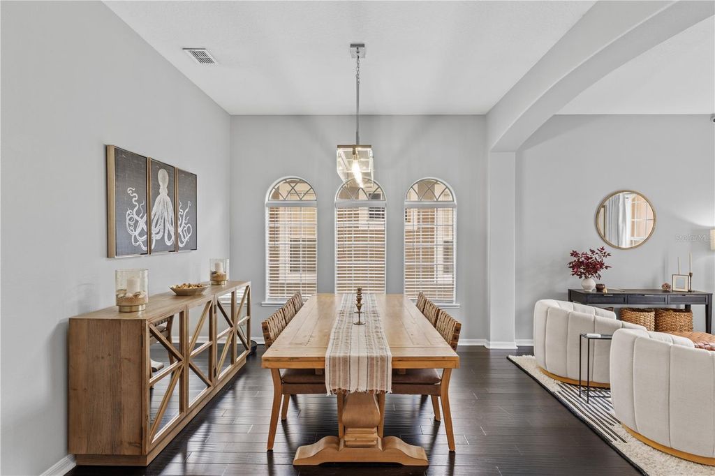 Image 8 of property listing at 4887 CAINS WREN TRAIL, Sanford, FL 32771