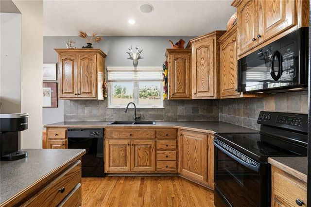 12233 Pine Valley Drive, Kansas City, KS 66109