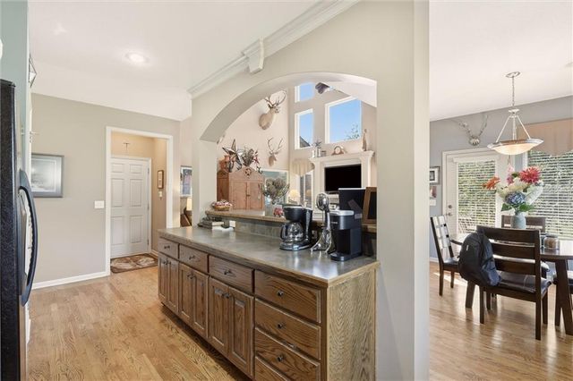 12233 Pine Valley Drive, Kansas City, KS 66109
