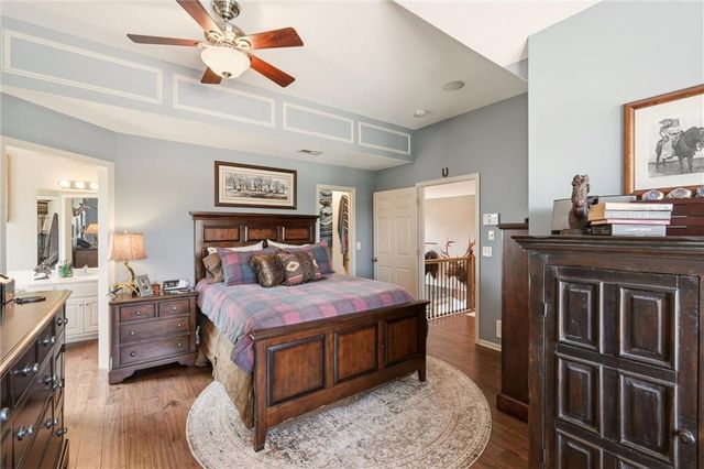 12233 Pine Valley Drive, Kansas City, KS 66109