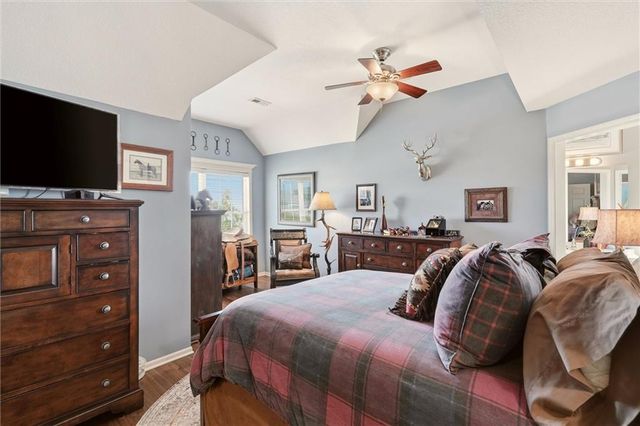 12233 Pine Valley Drive, Kansas City, KS 66109