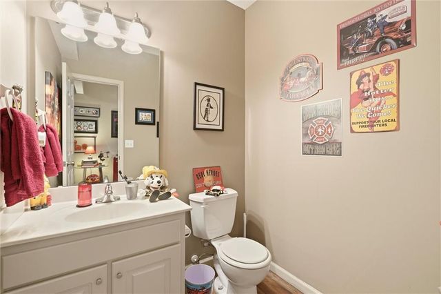 12233 Pine Valley Drive, Kansas City, KS 66109