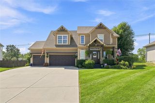 12233 Pine Valley Drive, Kansas City, KS 66109
