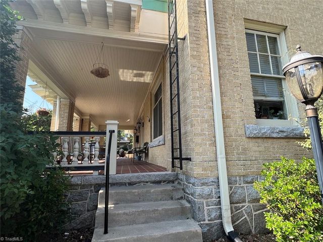 817 N Elm Street F, Greensboro, NC 27401