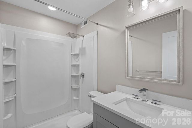 3021 Heathstead Place B, Charlotte, NC 28210