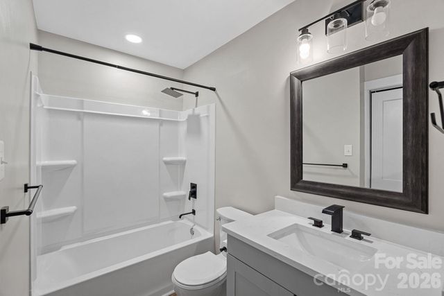 3021 Heathstead Place B, Charlotte, NC 28210