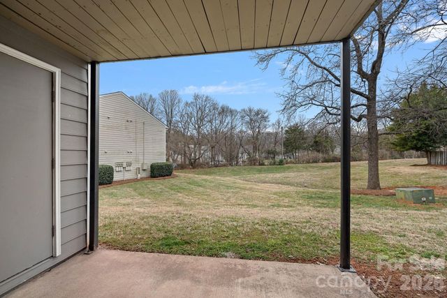 3021 Heathstead Place B, Charlotte, NC 28210