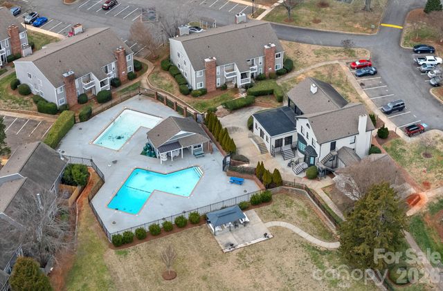 3021 Heathstead Place B, Charlotte, NC 28210