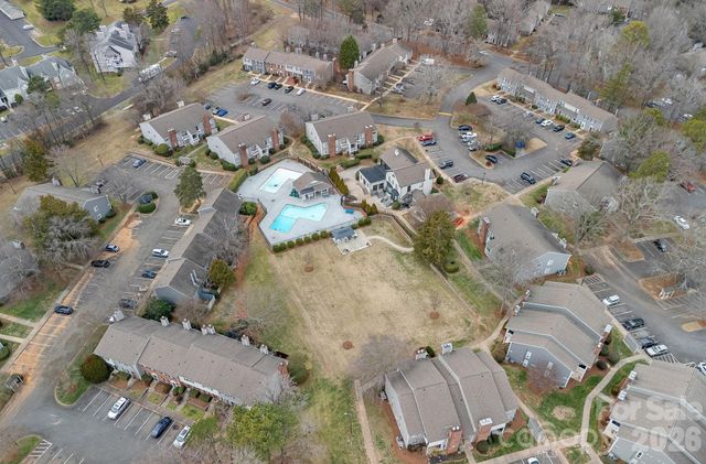 3021 Heathstead Place B, Charlotte, NC 28210