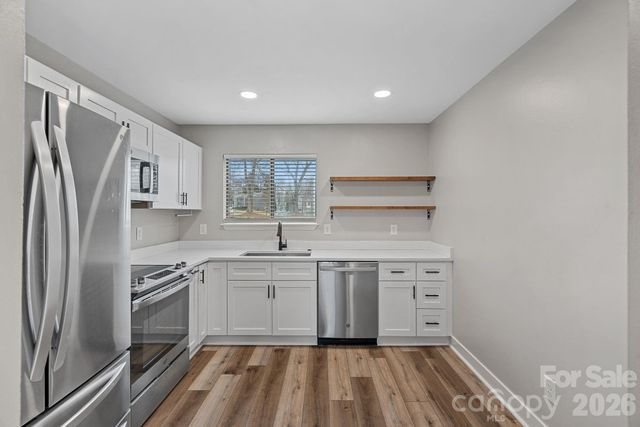 3021 Heathstead Place B, Charlotte, NC 28210