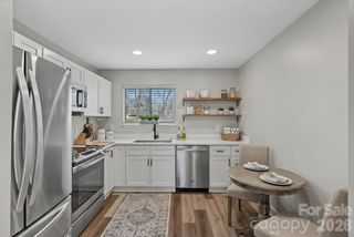 3021 Heathstead Place B, Charlotte, NC 28210