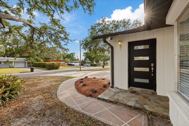2461 69TH AVENUE S, St Petersburg, FL 33712