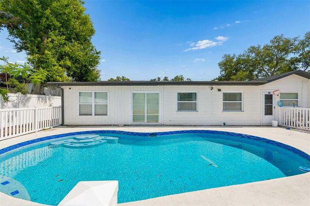 2461 69TH AVENUE S, St Petersburg, FL 33712