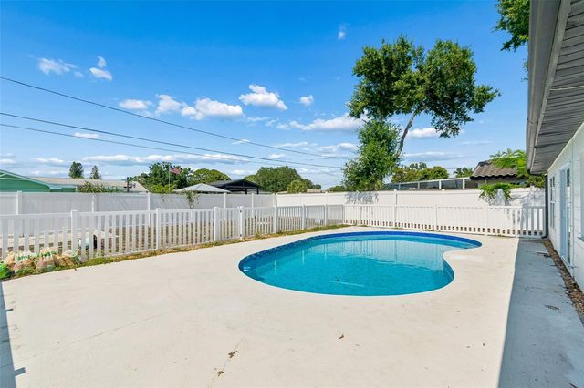2461 69TH AVENUE S, St Petersburg, FL 33712