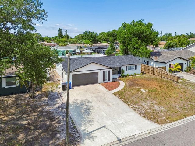 2461 69TH AVENUE S, St Petersburg, FL 33712