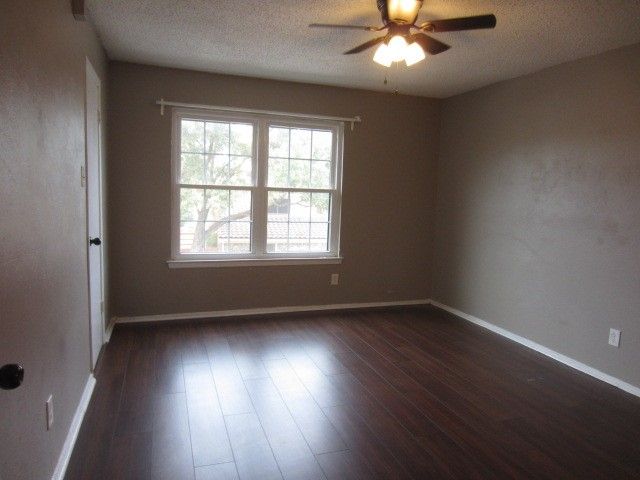 4262 Madera Road, Irving, TX 75038