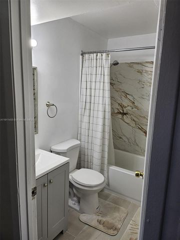 1838 Abbey Rd 208, West Palm Beach, FL 33415