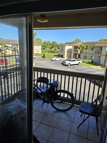 1838 Abbey Rd 208, West Palm Beach, FL 33415