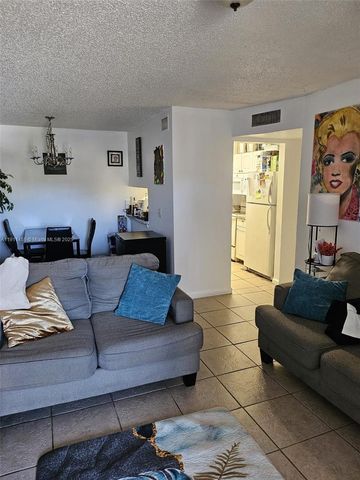 1838 Abbey Rd 208, West Palm Beach, FL 33415