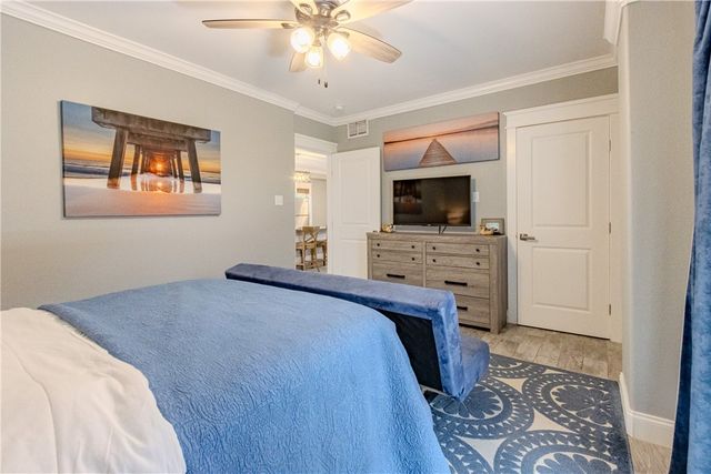 356 E Sagebrush St, Rockport, TX 78382
