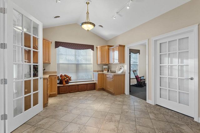 10 Pond View Way, Fitchburg, WI 53711