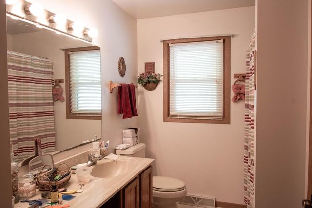 N3447 Walnut ROAD, Lake Geneva, WI 53147