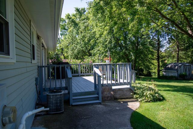 N3447 Walnut ROAD, Lake Geneva, WI 53147