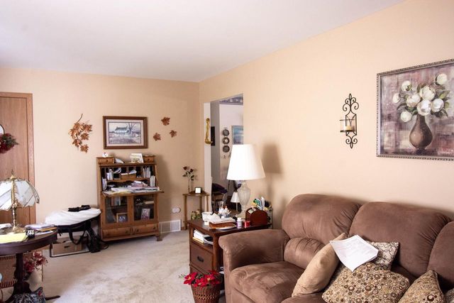 N3447 Walnut ROAD, Lake Geneva, WI 53147