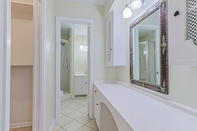 907 Sequoyah Ln, Longview, TX 75605