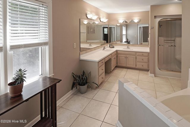 3301 Grey Leaf Drive, Wilmington, NC 28409