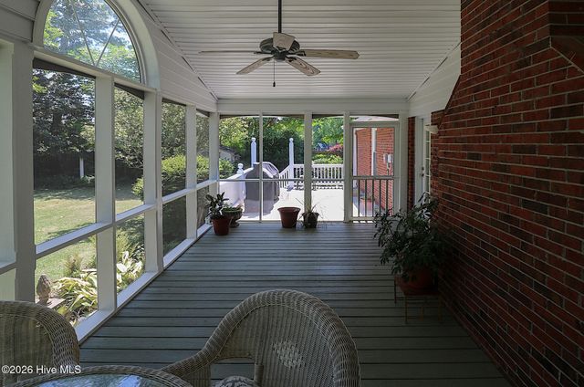 3301 Grey Leaf Drive, Wilmington, NC 28409
