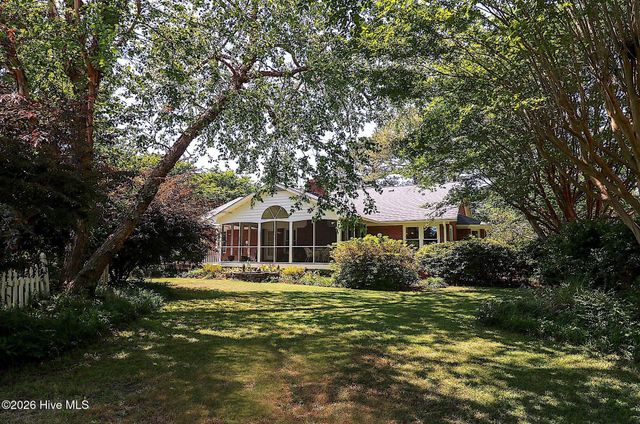 3301 Grey Leaf Drive, Wilmington, NC 28409