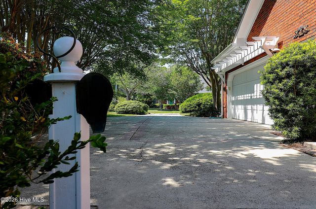 3301 Grey Leaf Drive, Wilmington, NC 28409