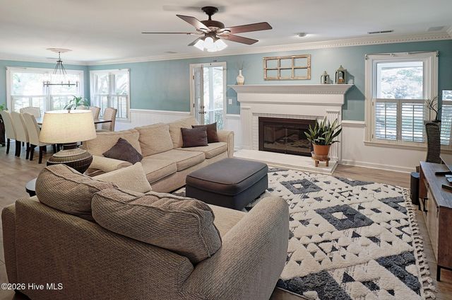 3301 Grey Leaf Drive, Wilmington, NC 28409