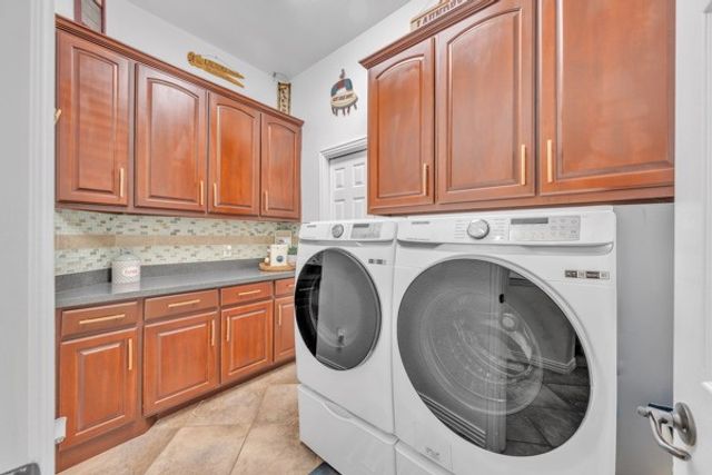 4013 Hunter Peak Road, Fort Worth, TX 76262
