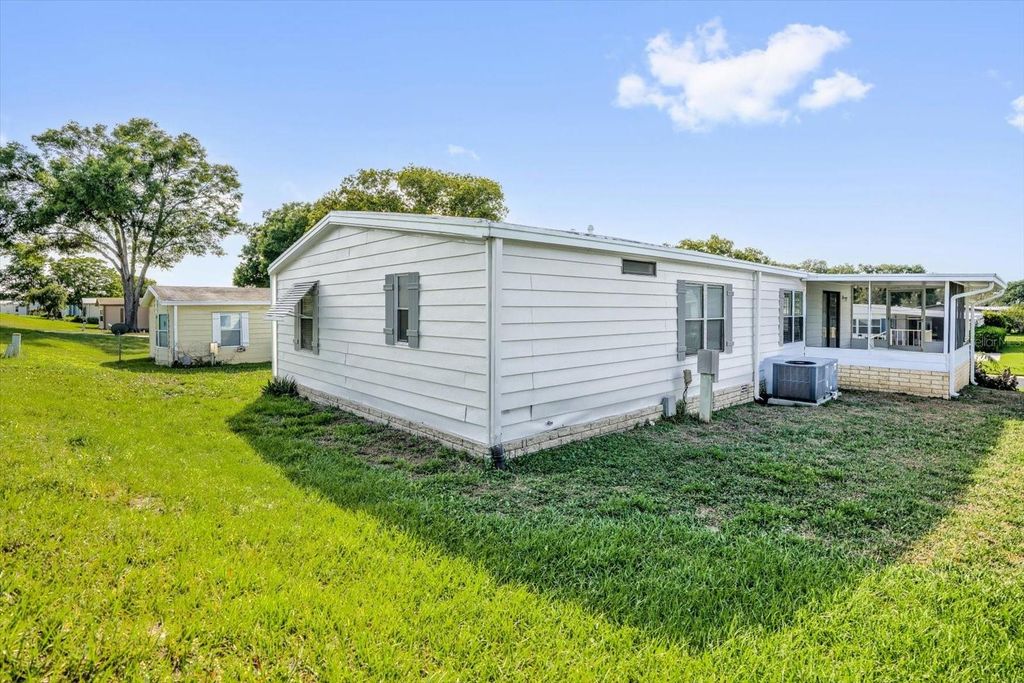 Image 17 of property listing at 3338 N CITRUS CIRCLE 1679, Zellwood, FL 32798