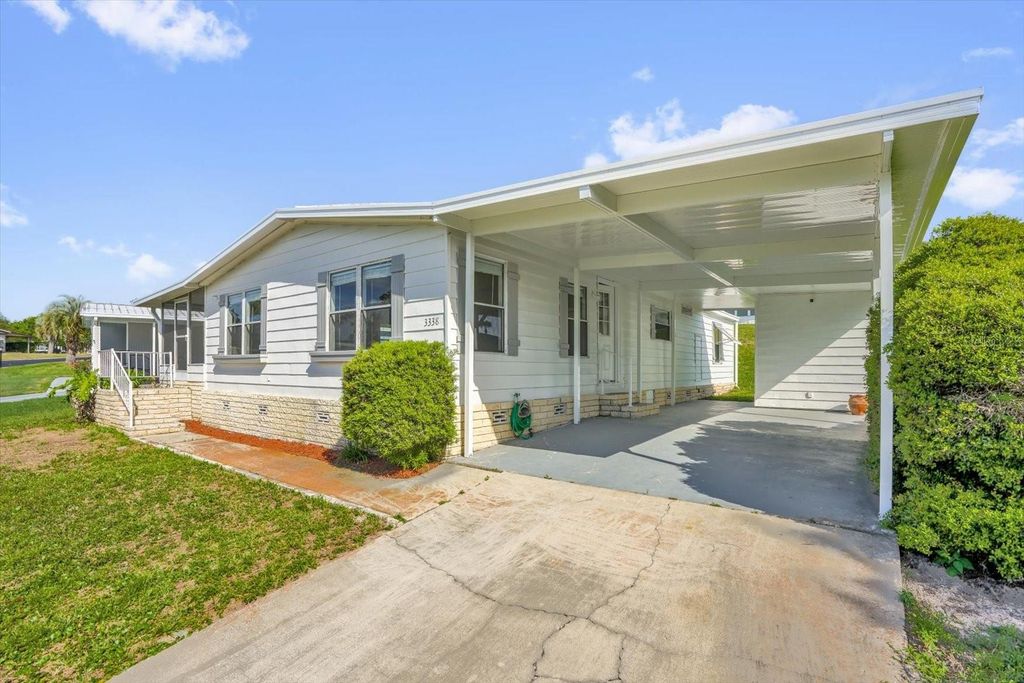 Image 3 of property listing at 3338 N CITRUS CIRCLE 1679, Zellwood, FL 32798