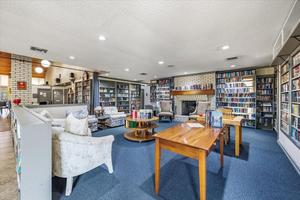 Image 28 of property listing at 3338 N CITRUS CIRCLE 1679, Zellwood, FL 32798