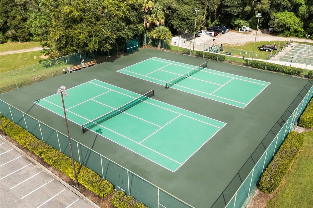 Image 37 of property listing at 3338 N CITRUS CIRCLE 1679, Zellwood, FL 32798