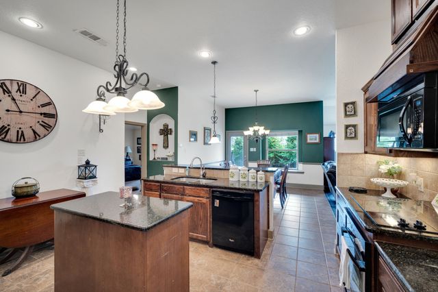 1675 Potomac Drive, Burleson, TX 76028