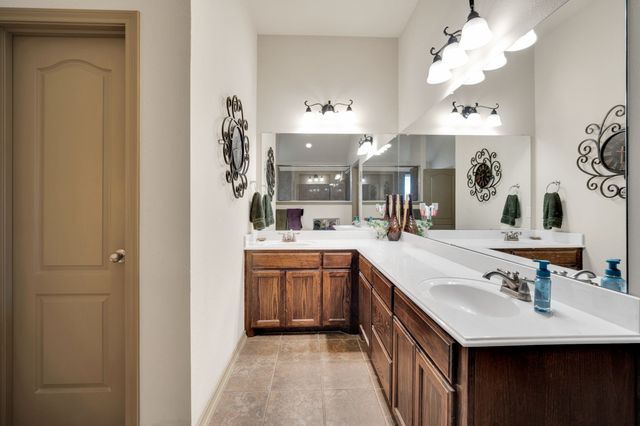 1675 Potomac Drive, Burleson, TX 76028