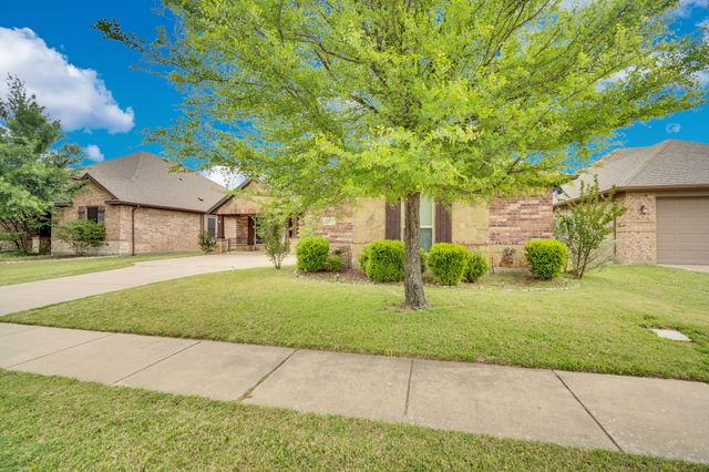 1675 Potomac Drive, Burleson, TX 76028