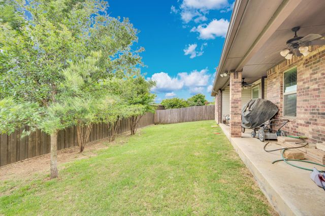 1675 Potomac Drive, Burleson, TX 76028