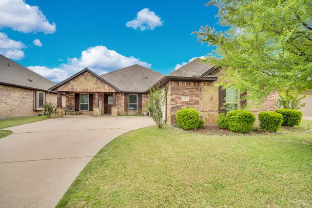 1675 Potomac Drive, Burleson, TX 76028