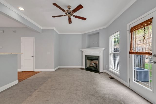 1072 Woodbury Falls Dr, Nashville, TN 37221