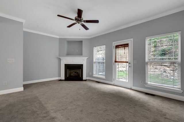 1072 Woodbury Falls Dr, Nashville, TN 37221